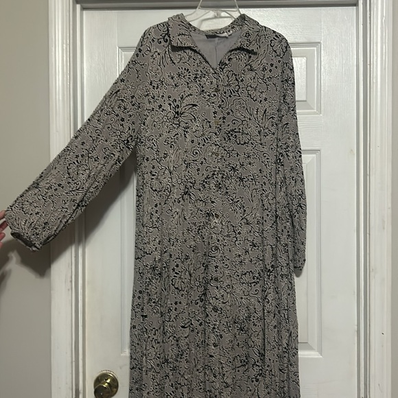 Piper and scoot dress - Picture 2 of 3